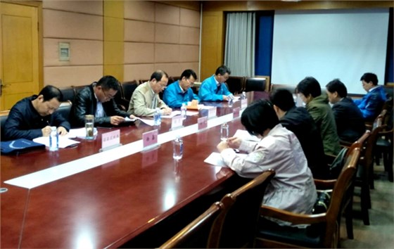 省發(fā)改委低碳試點城市調研組來皖南電機調研 省發(fā)改委低碳試點城市調研組來皖南電機調研